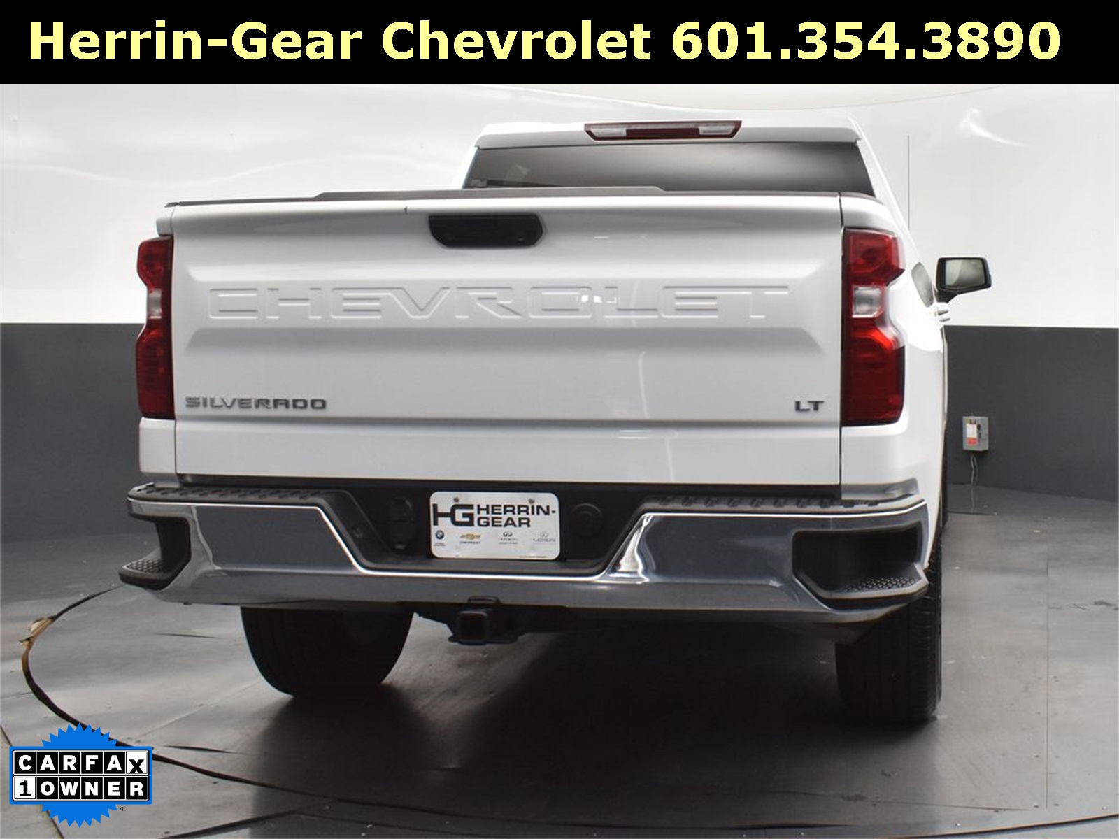 2024 Chevrolet Silverado 1500 LT photo 5