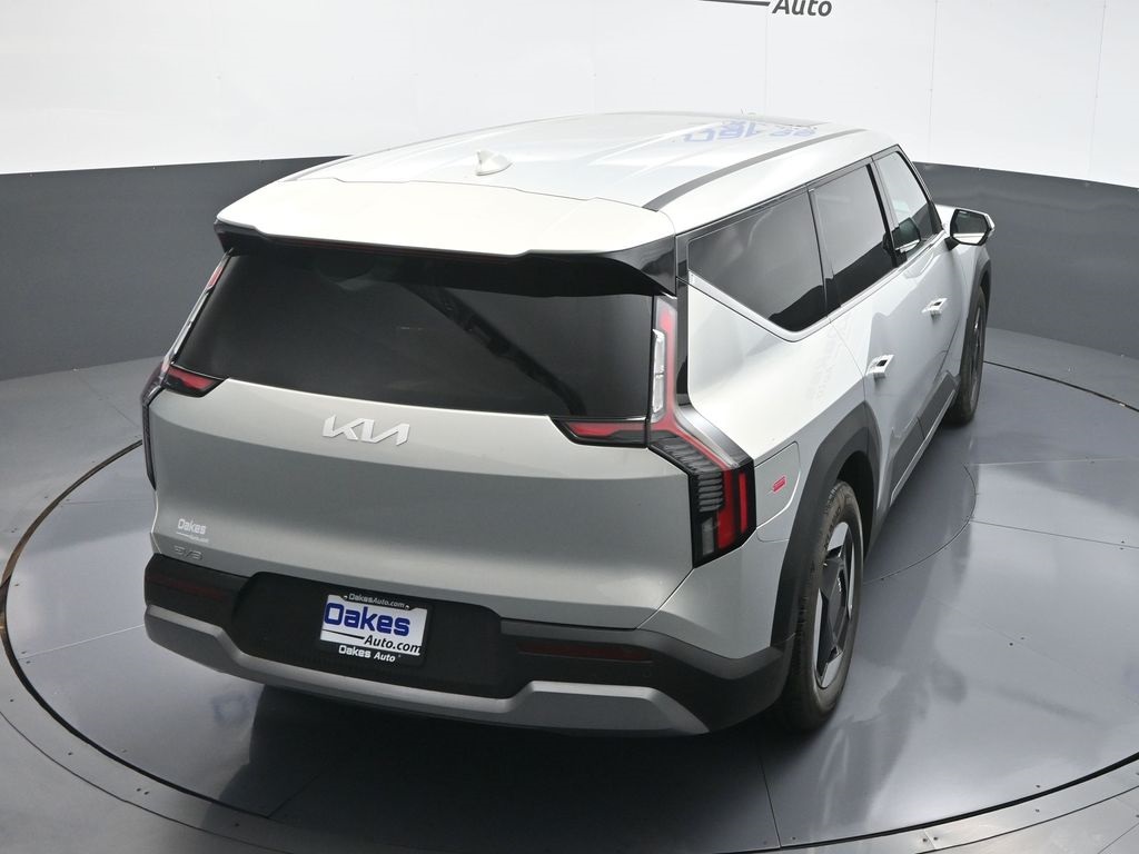 2026 Kia EV9 Light Long Range photo 23