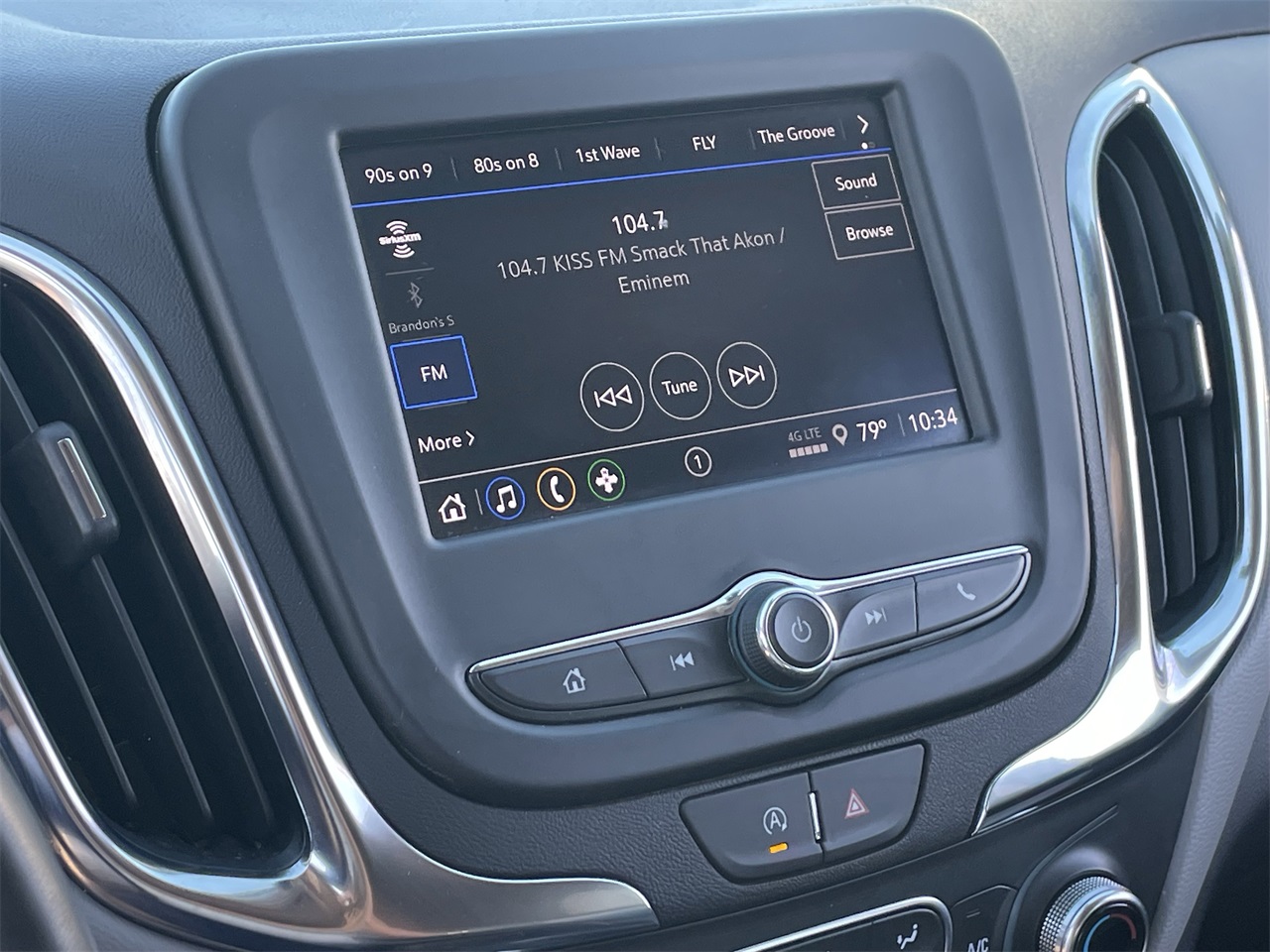 used 2024 Chevrolet Equinox car, priced at $18,999