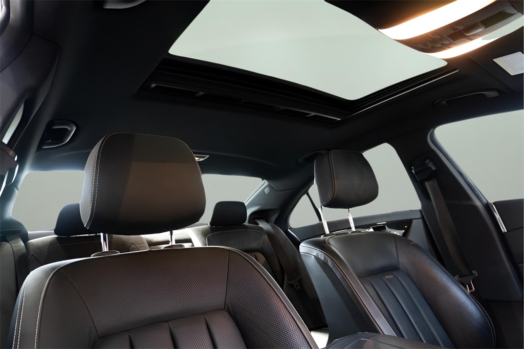 2017 Mercedes Benz CLS 550 4MATIC photo 3