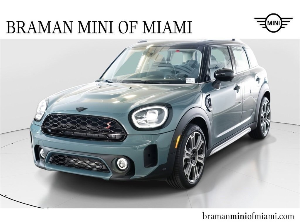 2024 MINI Countryman S's photo