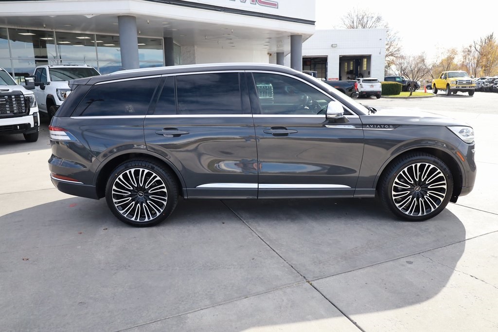 2020 Lincoln Aviator Black Label photo 4