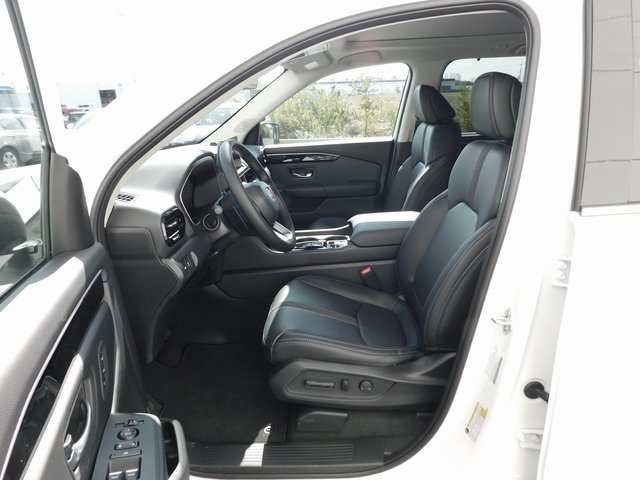 New 2025 Honda Pilot Touring 4D Sport Utility