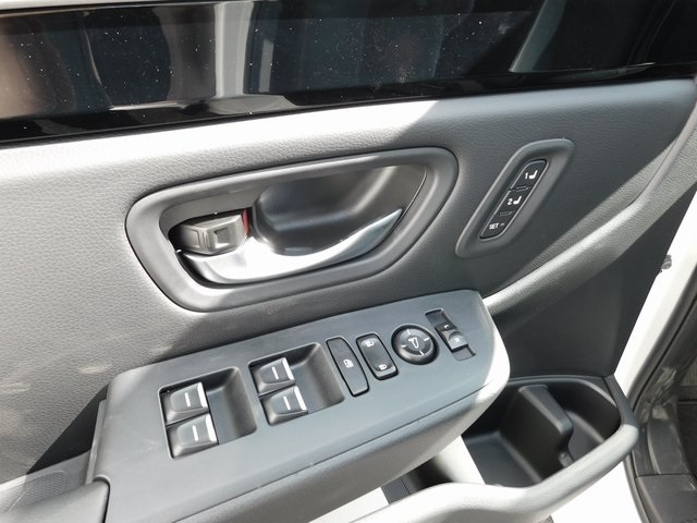 New 2025 Honda Pilot Touring 4D Sport Utility