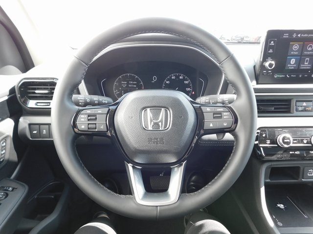 New 2025 Honda Pilot Touring 4D Sport Utility