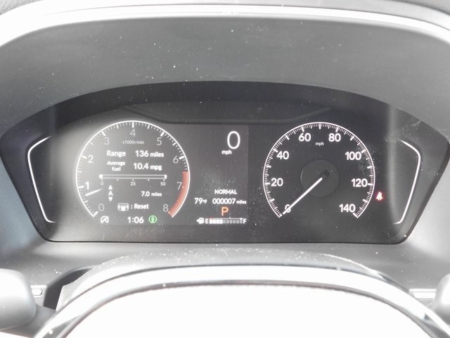 New 2025 Honda Pilot Touring 4D Sport Utility