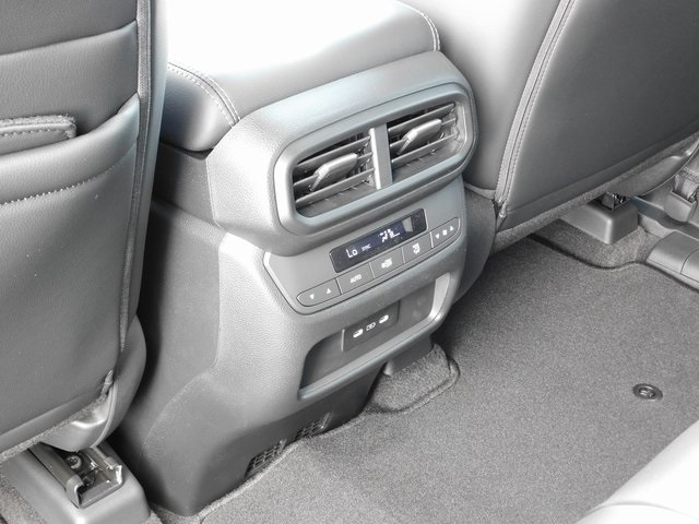 New 2025 Honda Pilot Touring 4D Sport Utility