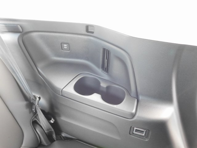 New 2025 Honda Pilot Touring 4D Sport Utility