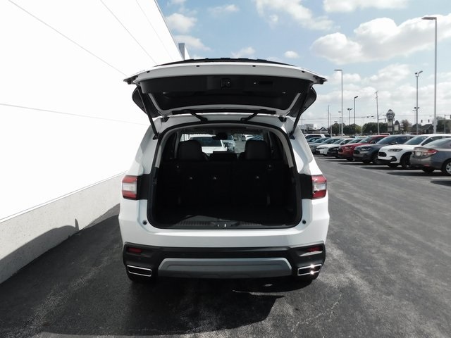 New 2025 Honda Pilot Touring 4D Sport Utility