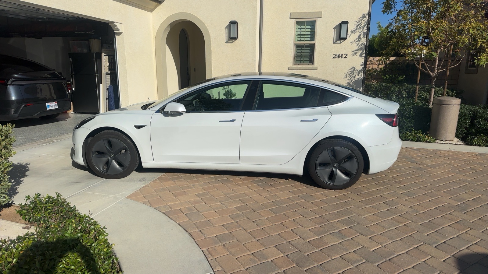 Used 2019 Tesla Model 3 Long Range with VIN 5YJ3E1EB9KF365196 for sale in Vacaville, CA