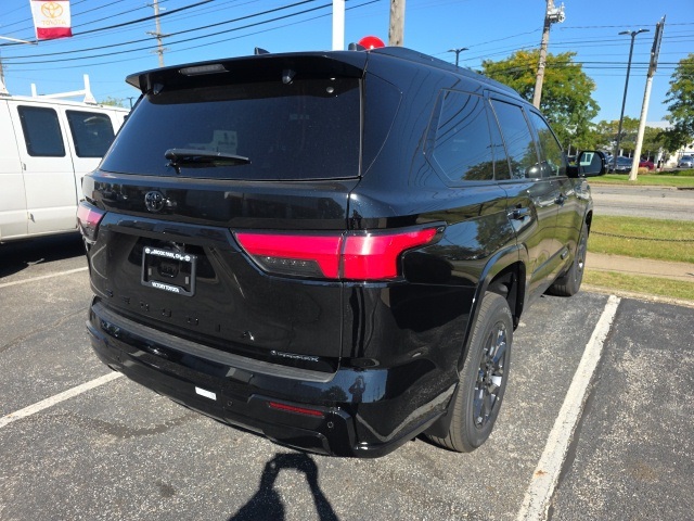 2026 Toyota Sequoia Platinum photo 4