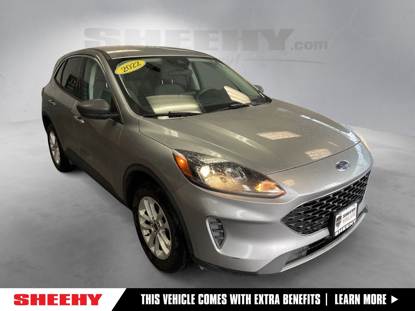 2022 Ford Escape SE's photo