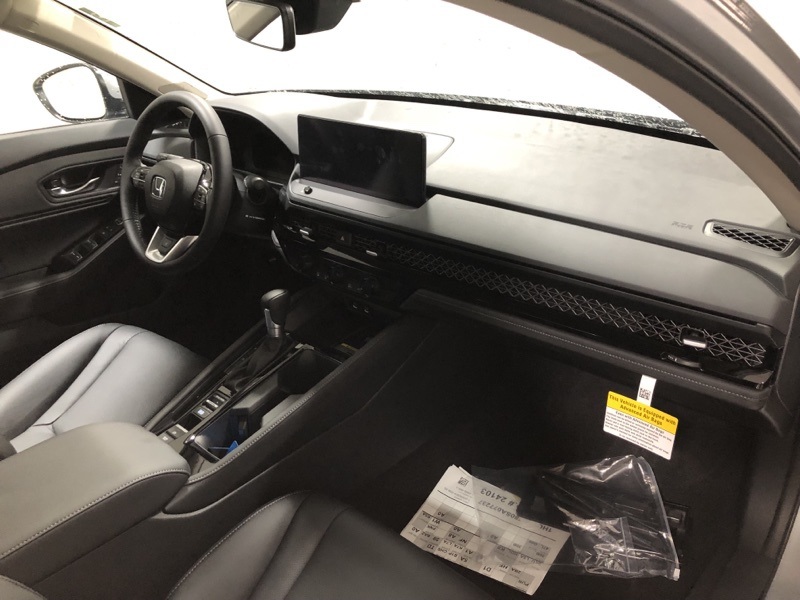 2025 Honda Accord Hybrid Touring photo 13