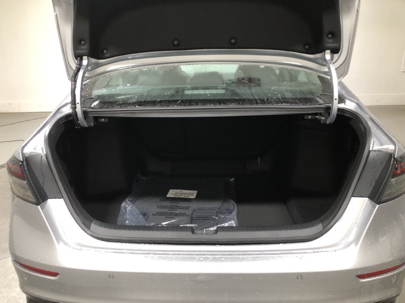 2025 Honda Accord Hybrid Touring photo 8