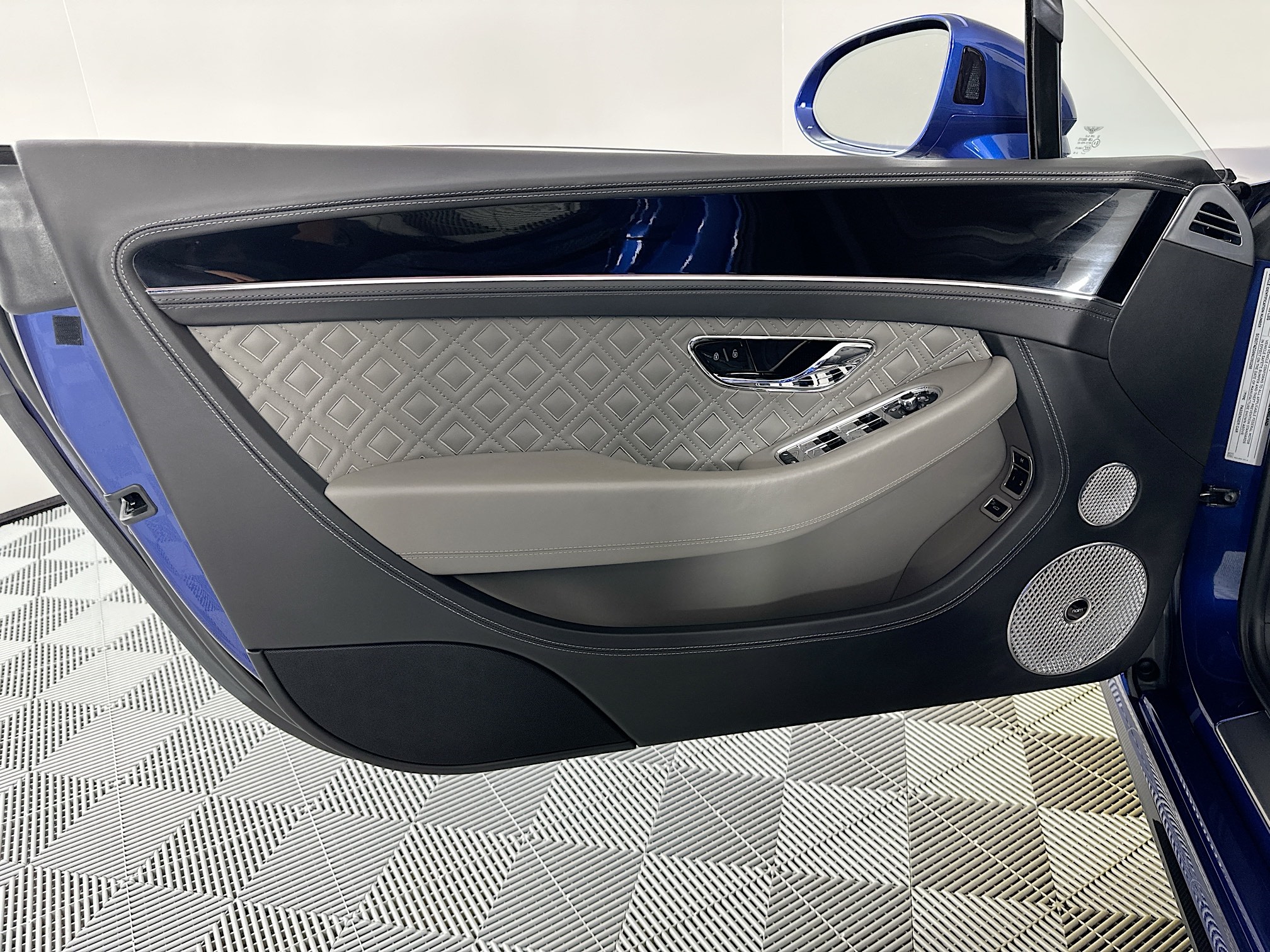 used 2022 Bentley Continental GTC car, priced at $274,998