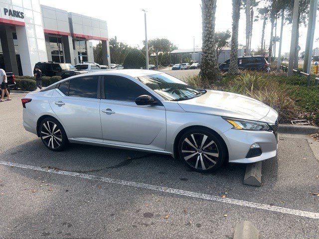 2020 Nissan Altima SR