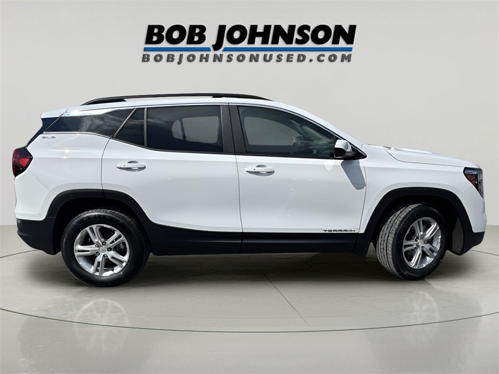 2022 Gmc Terrain SLE photo 7