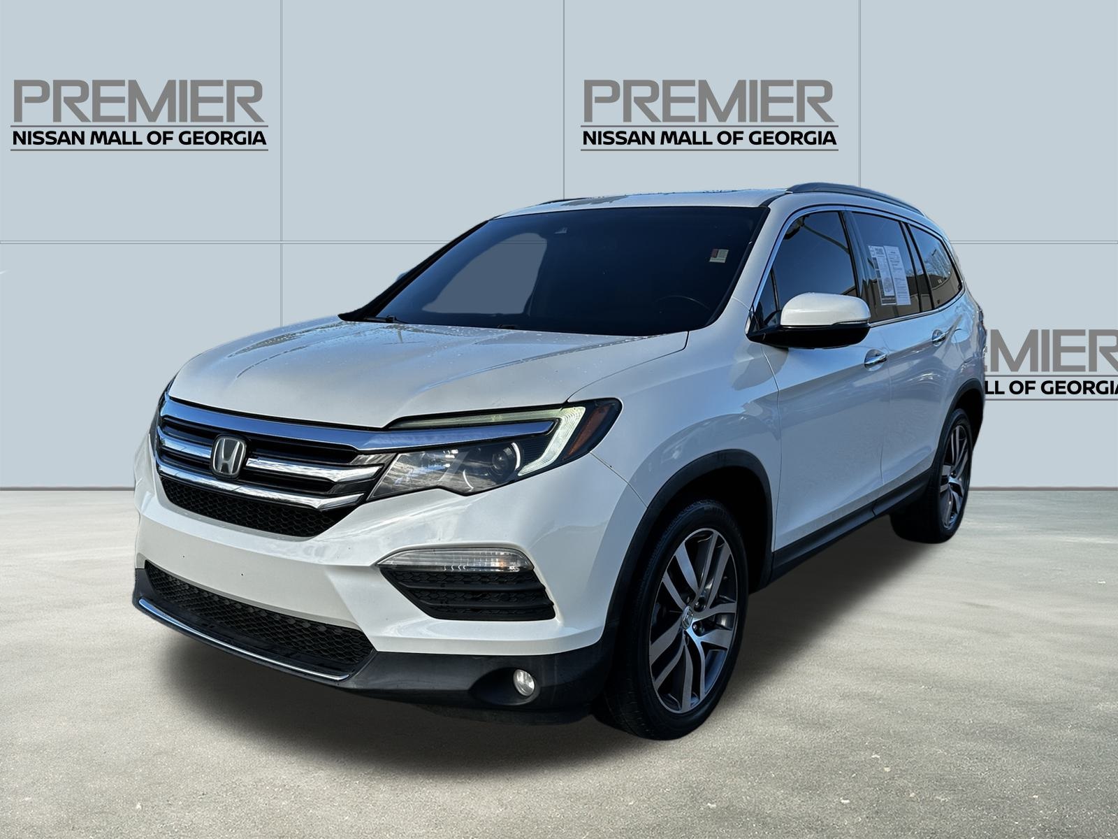 2016 Honda Pilot Touring's photo
