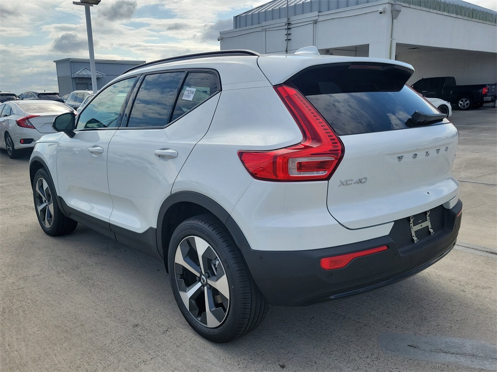 new 2026 Volvo XC40 car, priced at $47,035