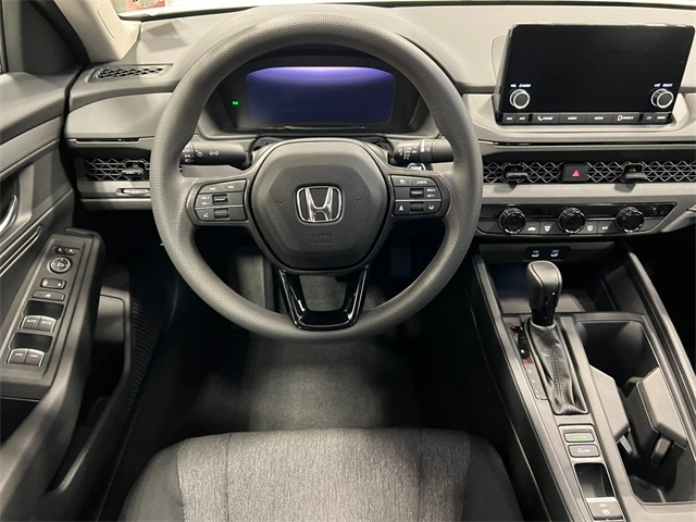 2025 Honda Accord LX photo 14