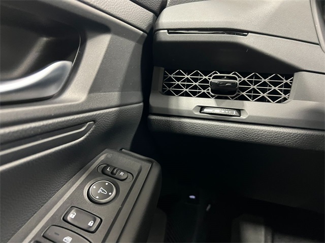 2025 Honda Accord LX photo 16