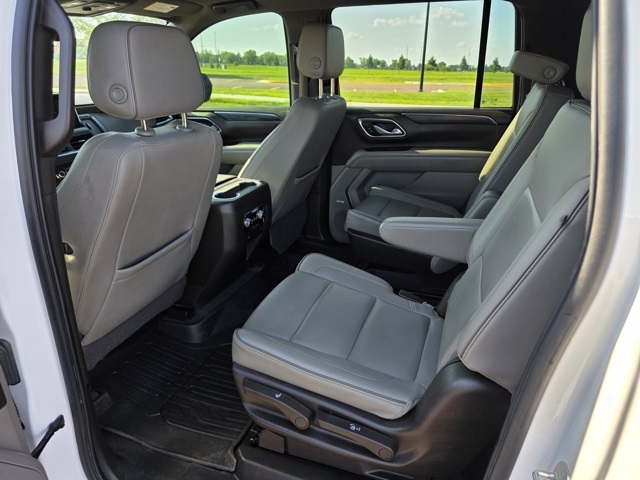 2022 GMC Yukon XL SLT