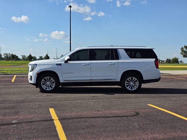 2022 GMC Yukon XL SLT