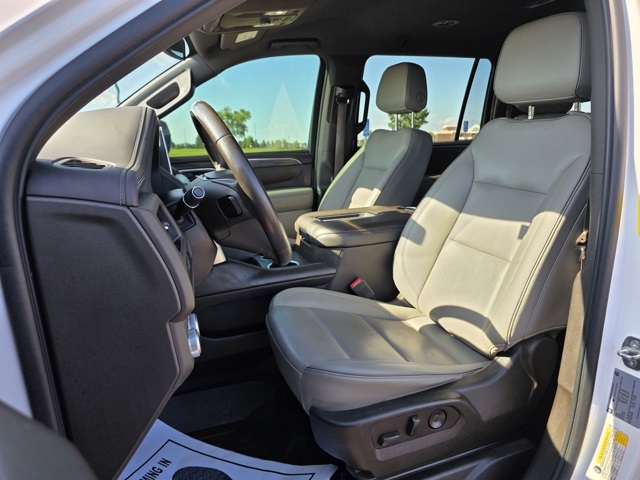 2022 GMC Yukon XL SLT