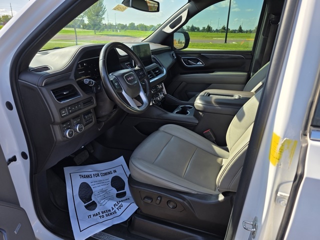 2022 GMC Yukon XL SLT
