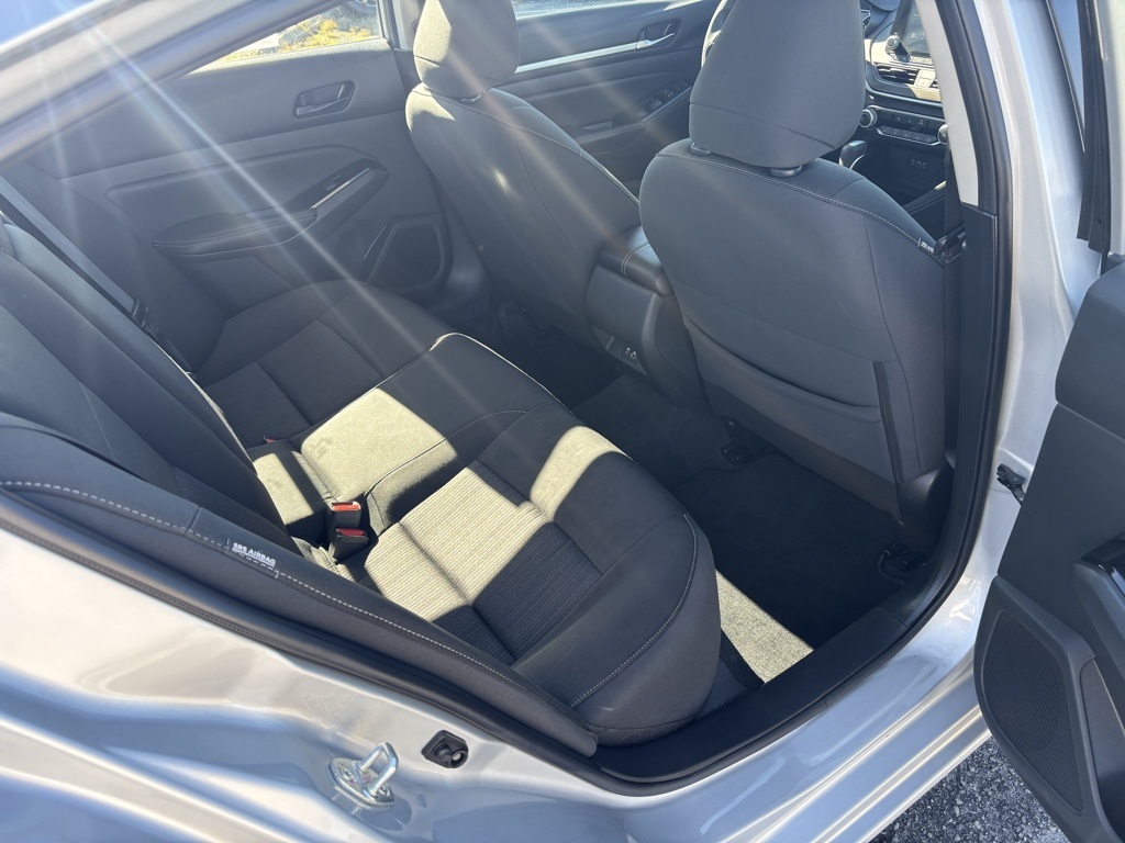 2023 Nissan Altima 2.5 SV:16981P