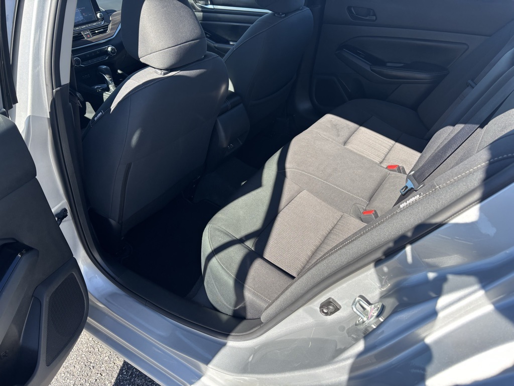 2023 Nissan Altima 2.5 SV:16981P