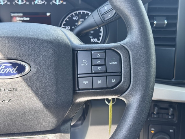 2026 Ford F-250 XL photo 9