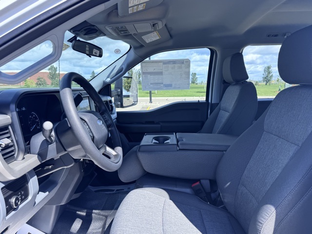 2026 Ford F-250 XL photo 5