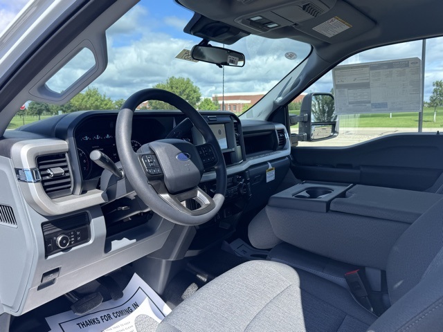 2026 Ford F-250 XL photo 6