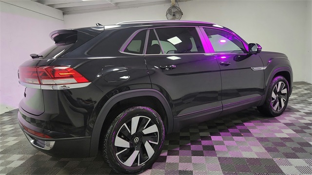2024 Volkswagen Atlas Cross Sport 2.0T SE w/Technology FWD 2024 Volkswagen Atlas Cross Sport 2.0T SE w/Technology FWD