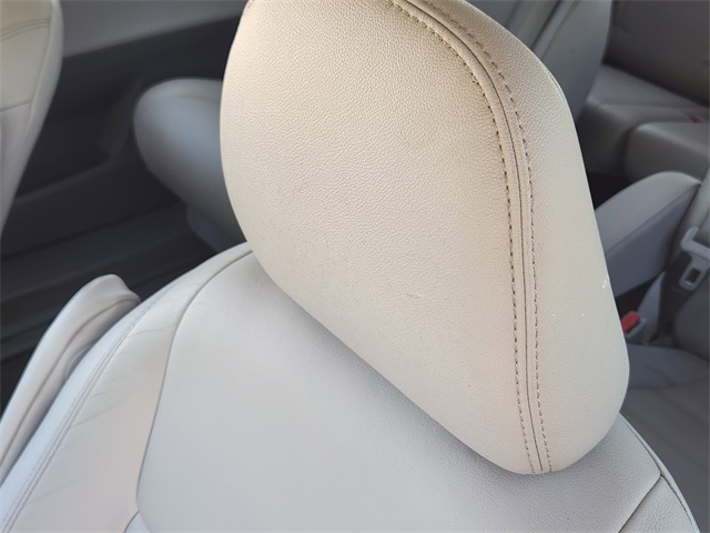 2019 Black Toyota Sienna XLE FWD Van