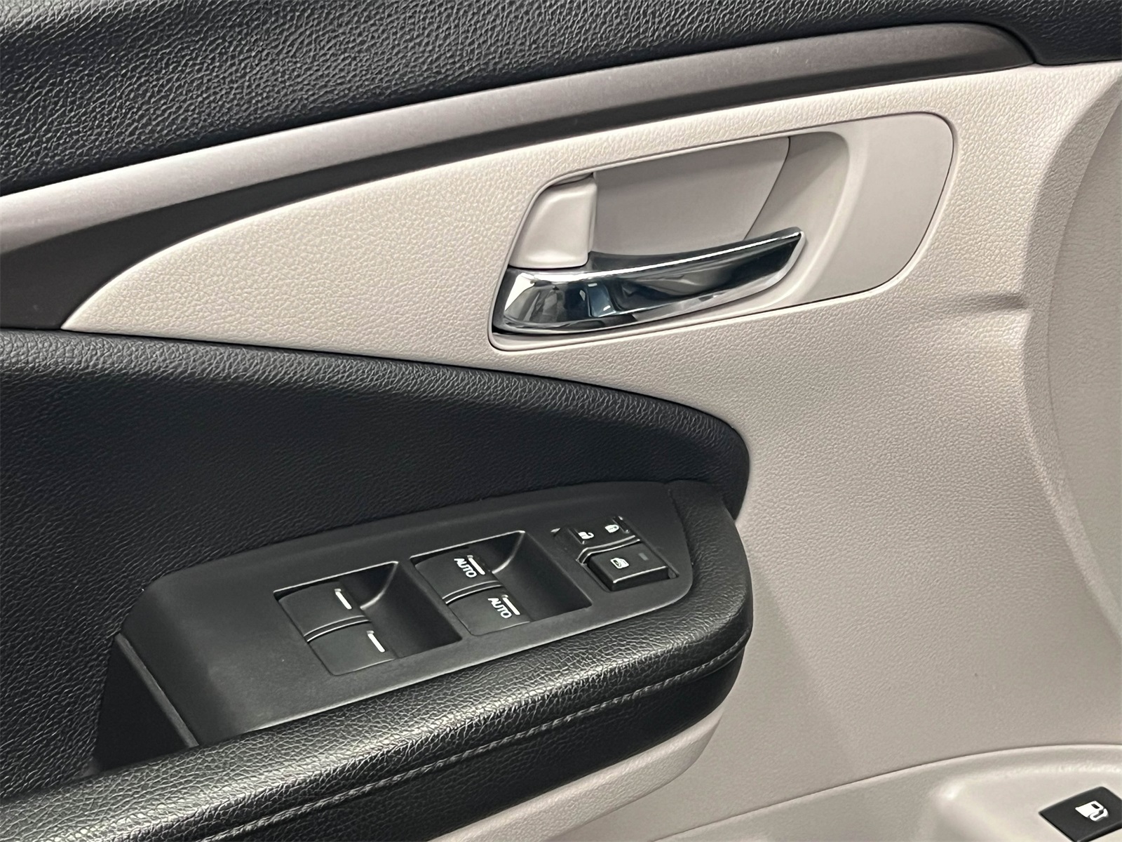 used 2019 Honda Pilot car, priced at $16,996