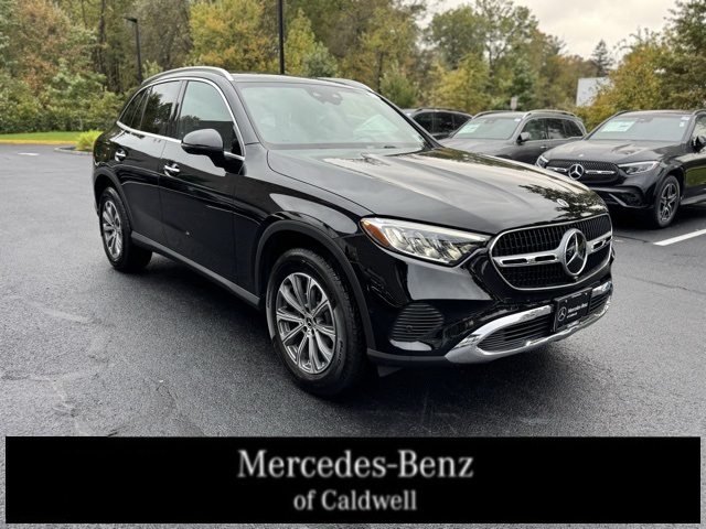 2025 Mercedes-Benz GLC Base's photo