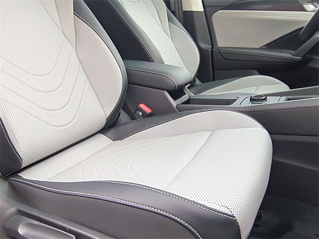 used 2026 Volkswagen Tiguan car, priced at $33,396