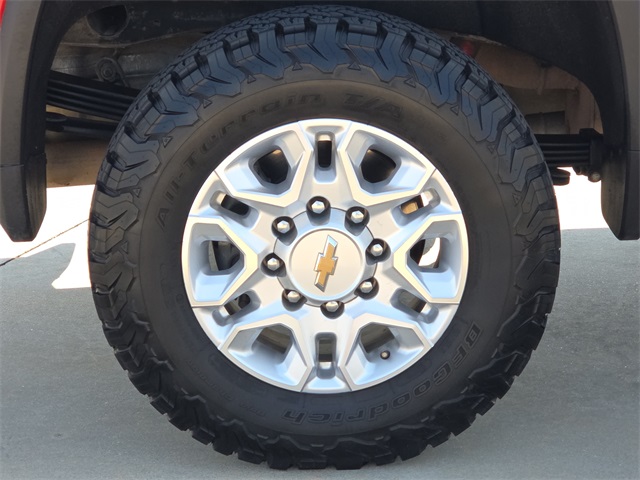 2021 Chevrolet Silverado 2500HD LT photo 9
