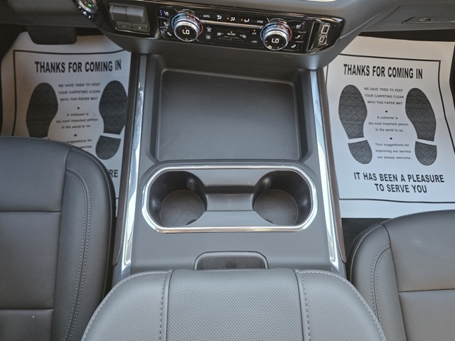 2026 GMC Sierra 3500HD Crew Cab, Long Bed, SLT Dual Rear Wheel, 4WD