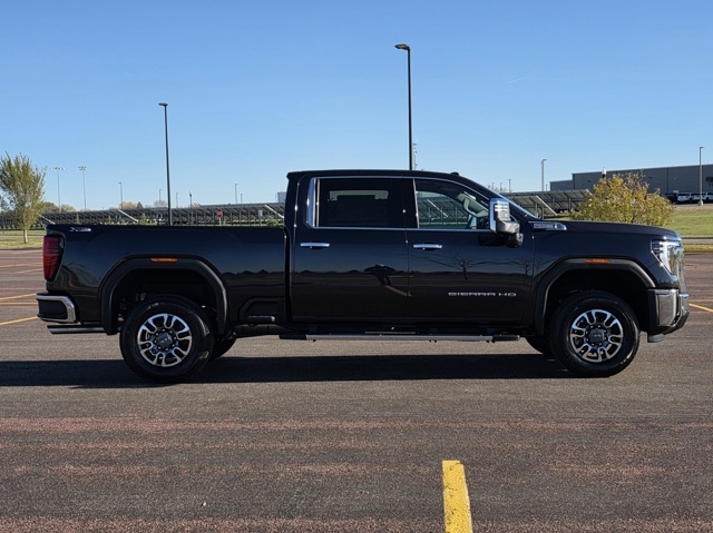 2026 GMC Sierra 3500HD Crew Cab, Long Bed, SLT Dual Rear Wheel, 4WD