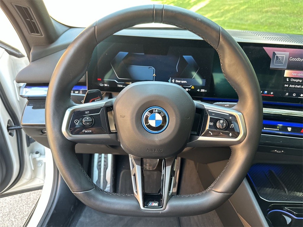 i5 eDrive40