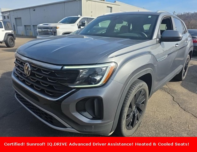 2024 Volkswagen Atlas Cross Sport SE w/Tech's photo