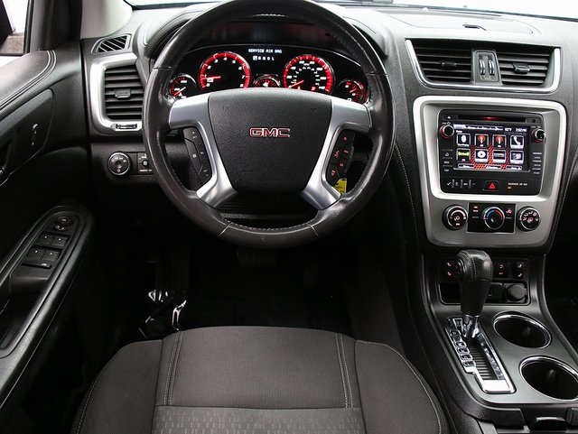 2015 Gmc Acadia SLE photo 10