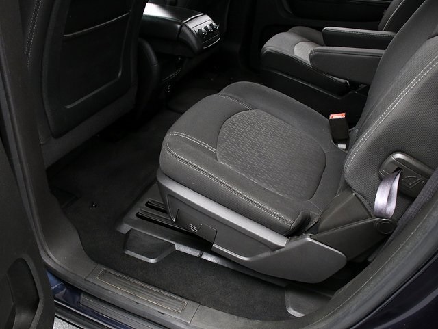 2015 Gmc Acadia SLE photo 19
