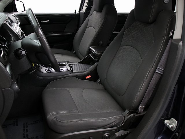 2015 Gmc Acadia SLE photo 4