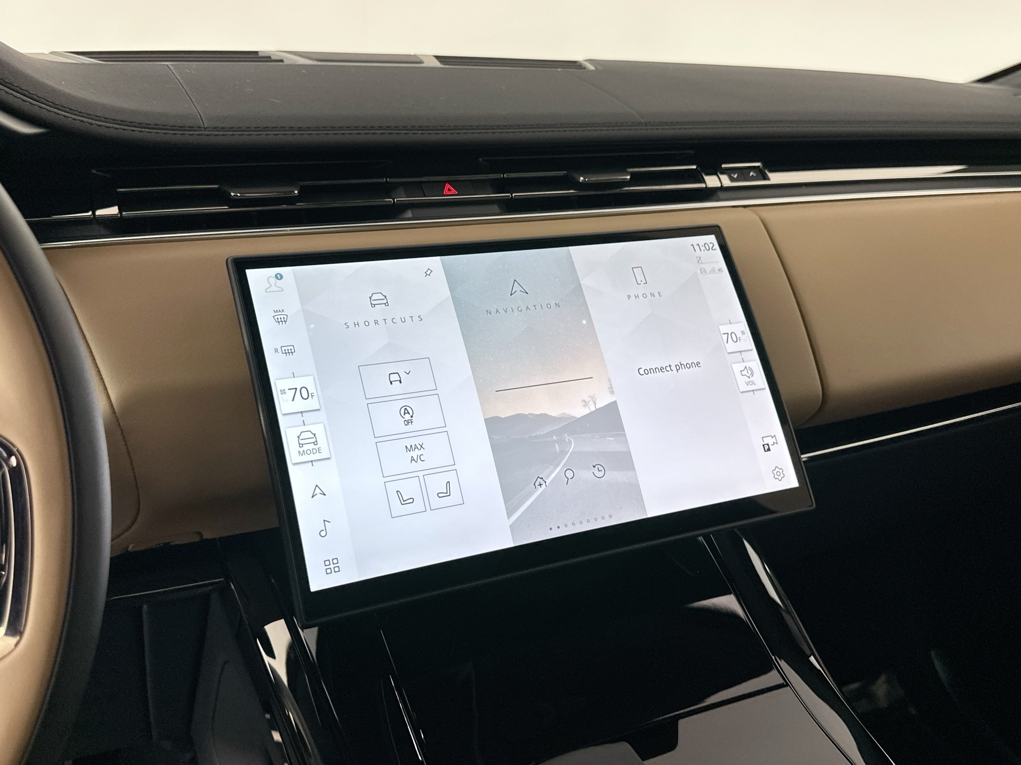 new 2025 Land Rover Range Rover Sport car, priced at $114,240