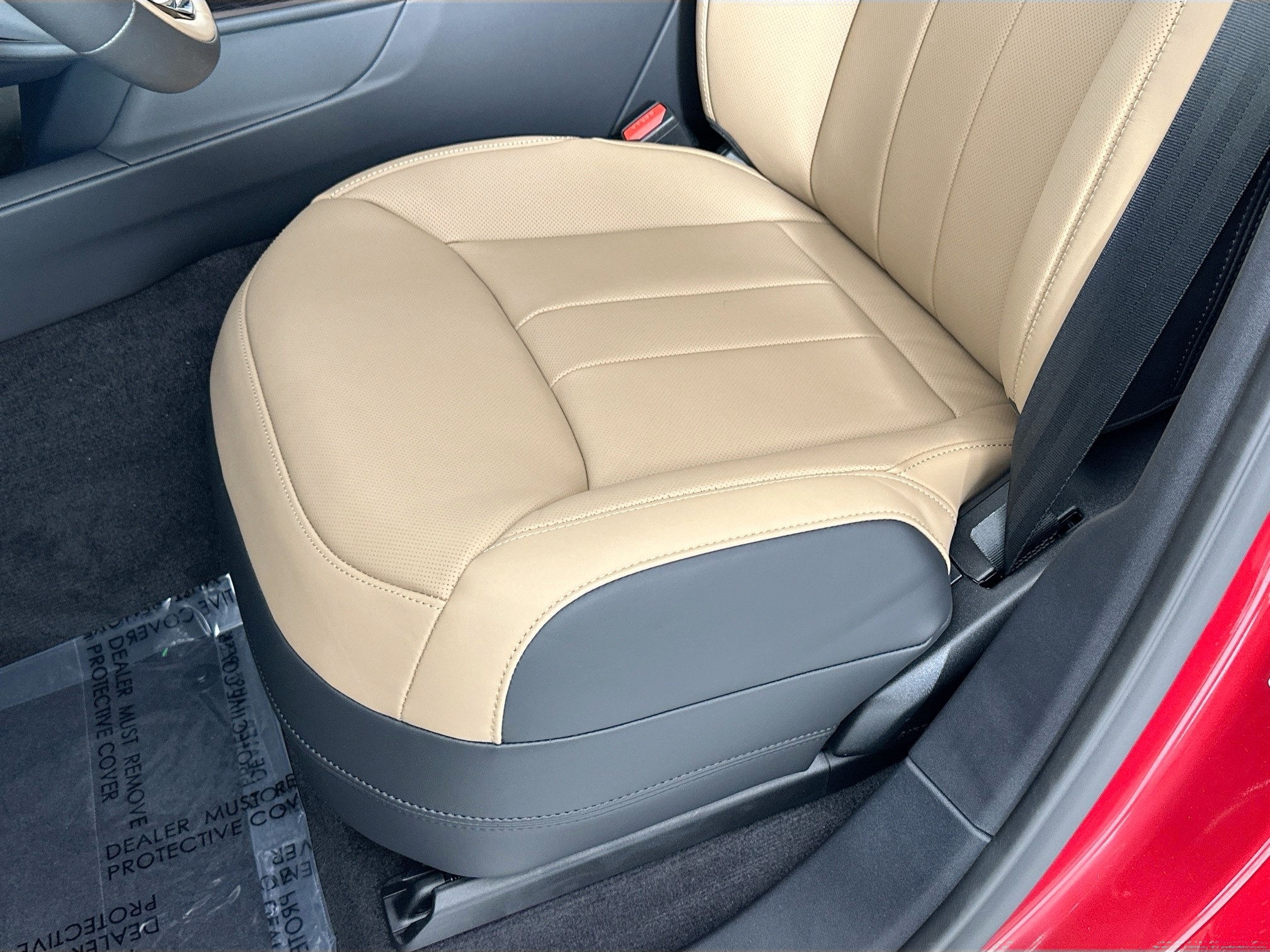 new 2025 Land Rover Range Rover Sport car, priced at $114,240