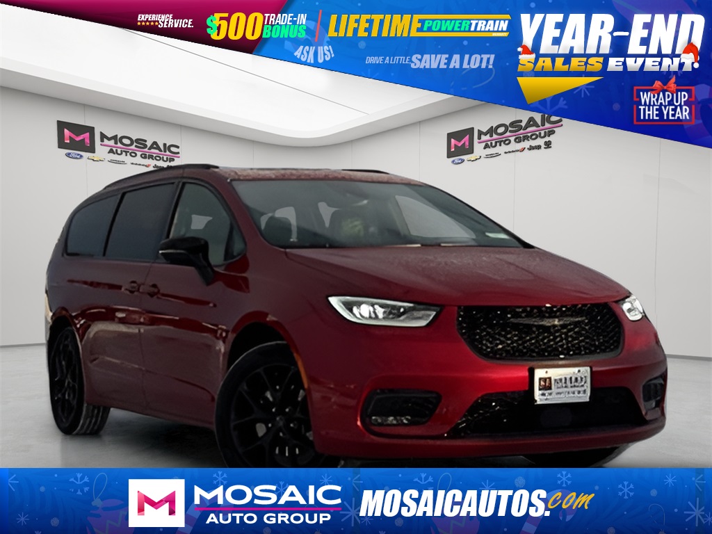 New 2026 Chrysler Pacifica Limited Vans